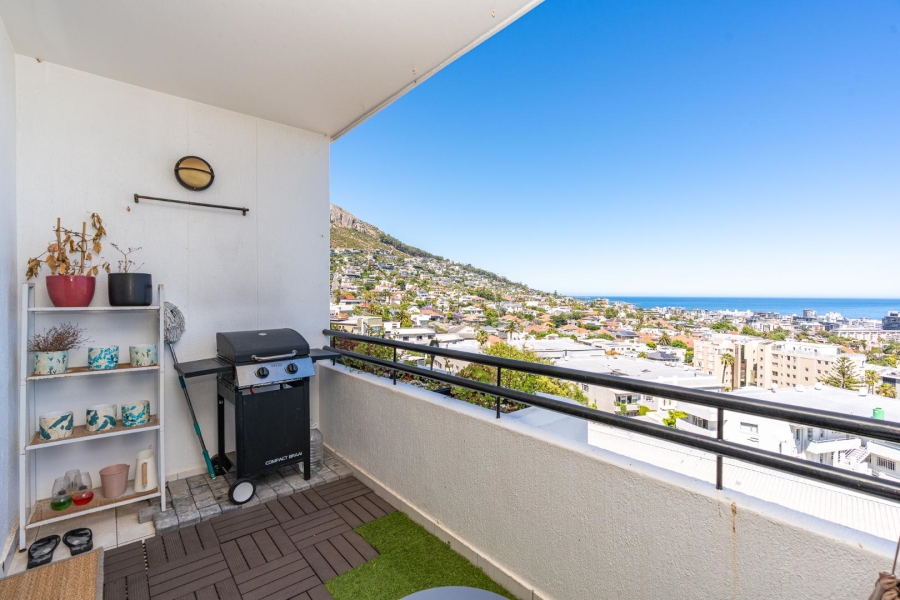 2 Bedroom Property for Sale in Fresnaye Western Cape